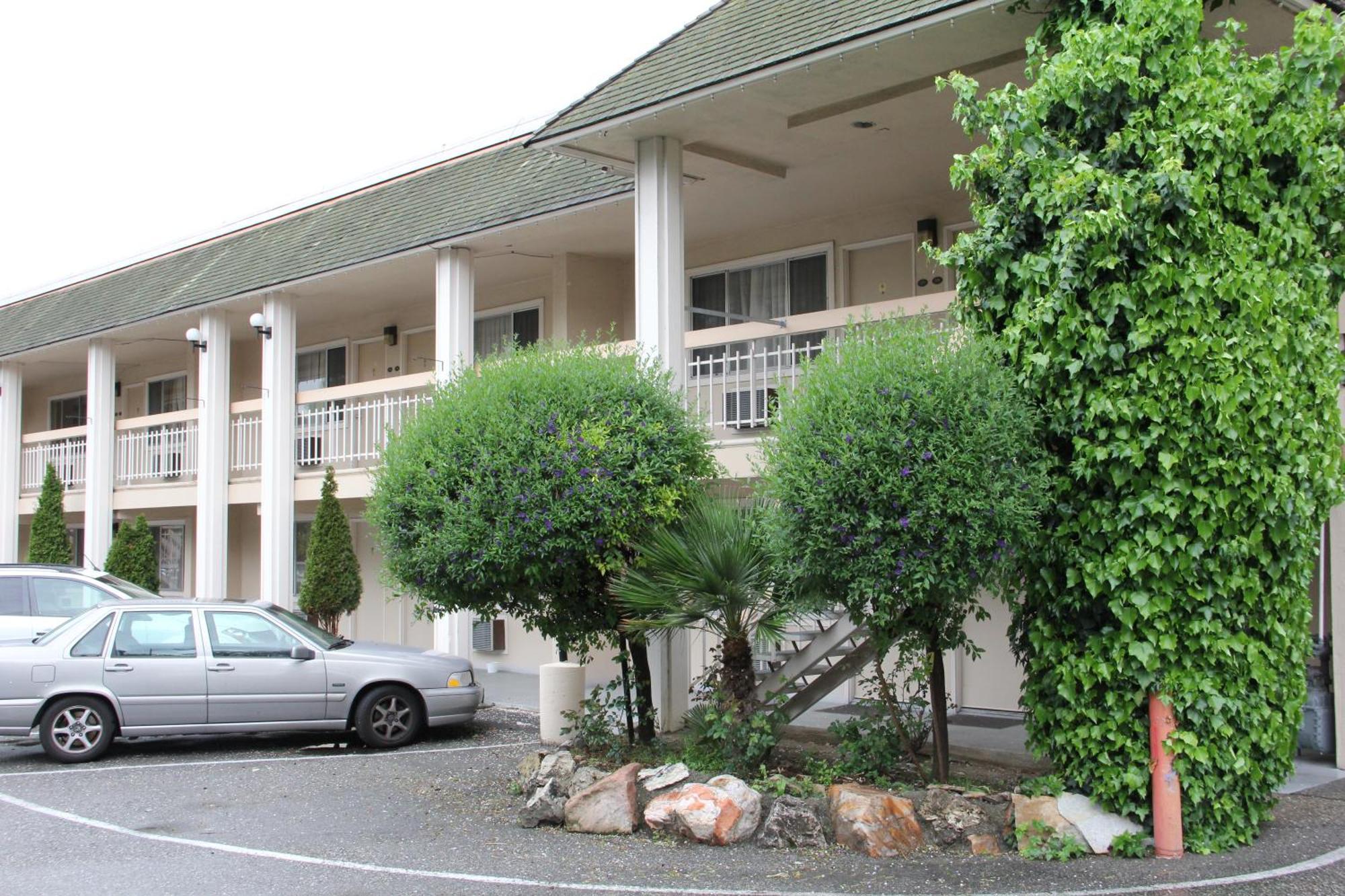 Caravelle Inn&Suites San José Extérieur photo